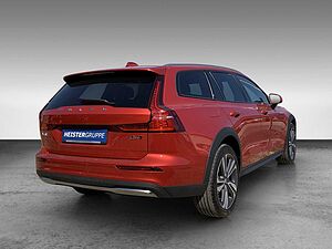 Volvo  B4 D AWD Plus+Harman+Google