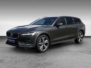 Volvo  B5 Plus AWD+HK+Pilot+BLIS