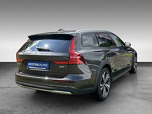 Volvo  B5 Plus AWD+HK+Pilot+BLIS