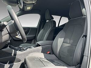 Volvo  T4 Core+Winter+PDC