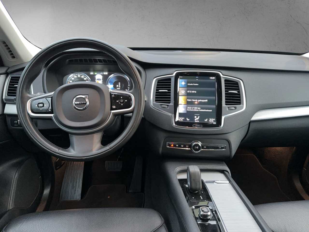 Volvo  XC90 Bluetooth Head Up Display Navi LED Vollleder Klima Einparkhilfe el. Fenster