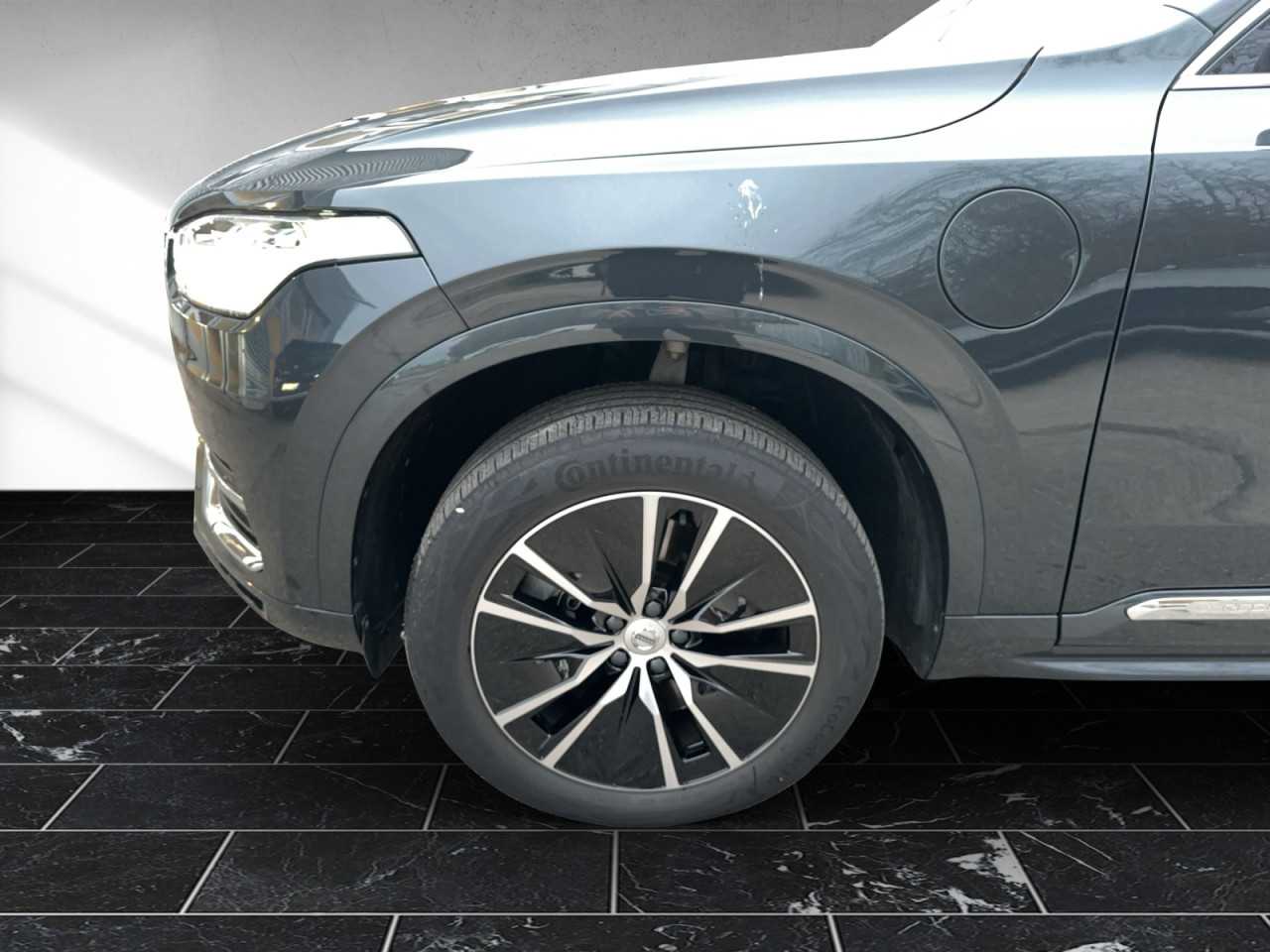 Volvo  XC90 Bluetooth Head Up Display Navi LED Vollleder Klima Einparkhilfe el. Fenster