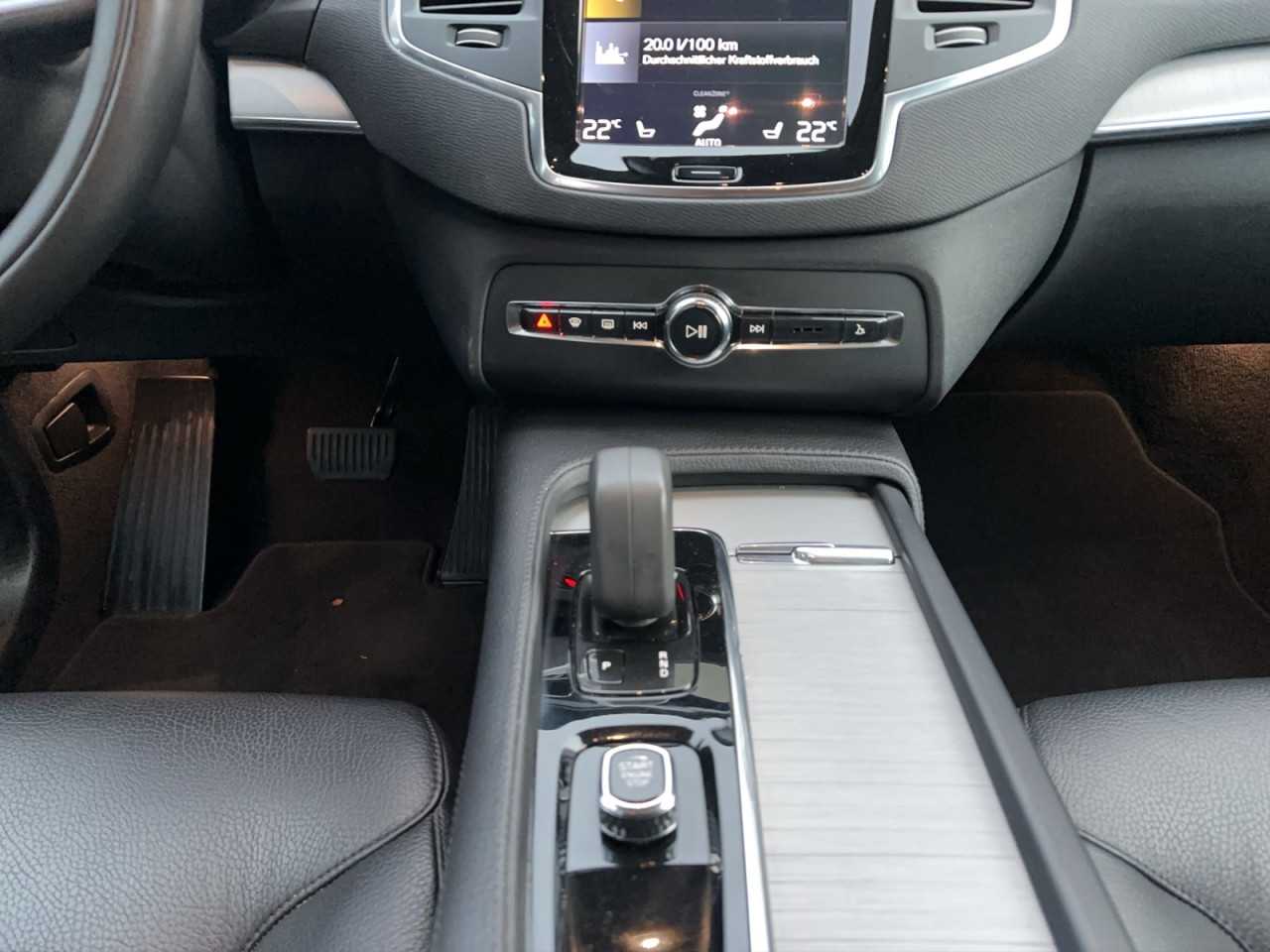 Volvo  XC90 Bluetooth Head Up Display Navi LED Vollleder Klima Einparkhilfe el. Fenster