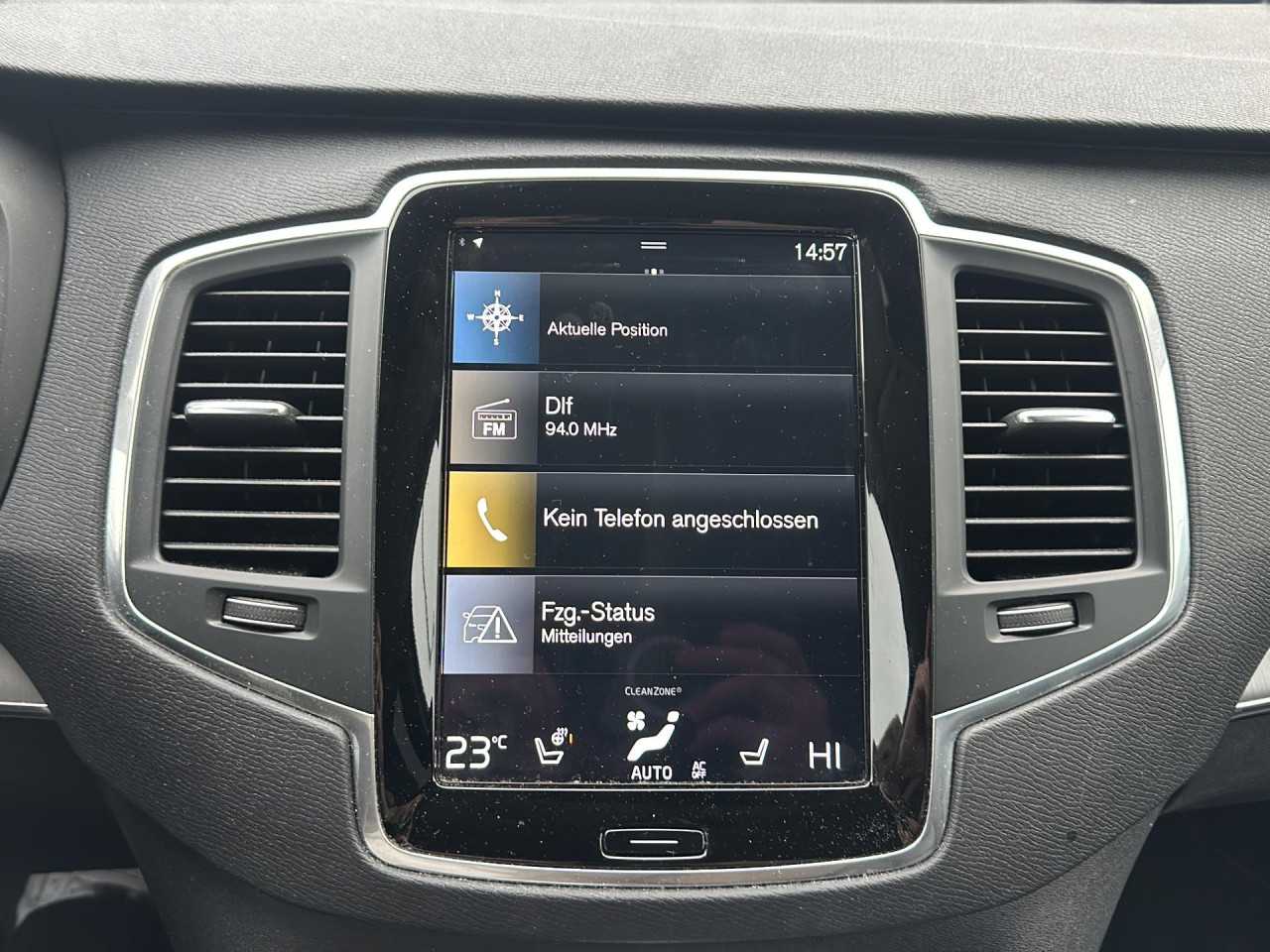 Volvo  XC90 Bluetooth Navi LED Vollleder Klima Einparkhilfe el. Fenster