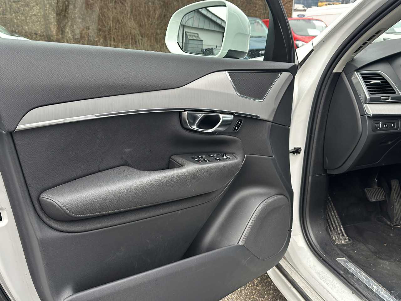 Volvo  XC90 Bluetooth Navi LED Vollleder Klima Einparkhilfe el. Fenster