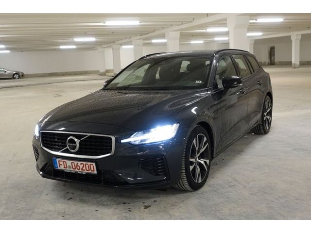 Volvo  T6 PHEV AWD R-Design HUD PGSD ACC 360 STHZG