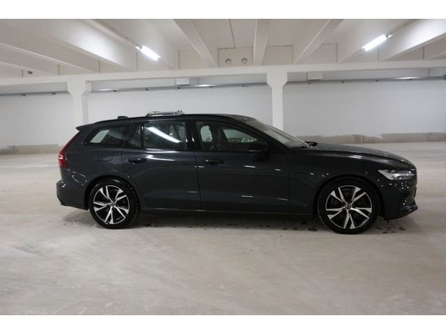 Volvo  T6 PHEV AWD R-Design HUD PGSD ACC 360 STHZG