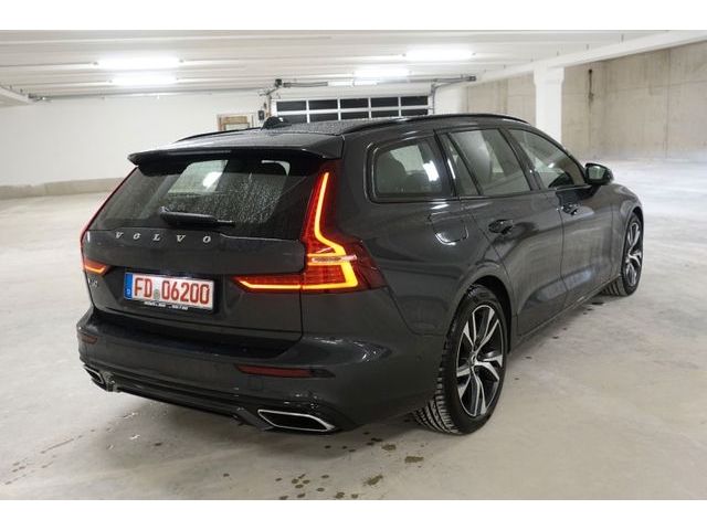 Volvo  T6 PHEV AWD R-Design HUD PGSD ACC 360 STHZG