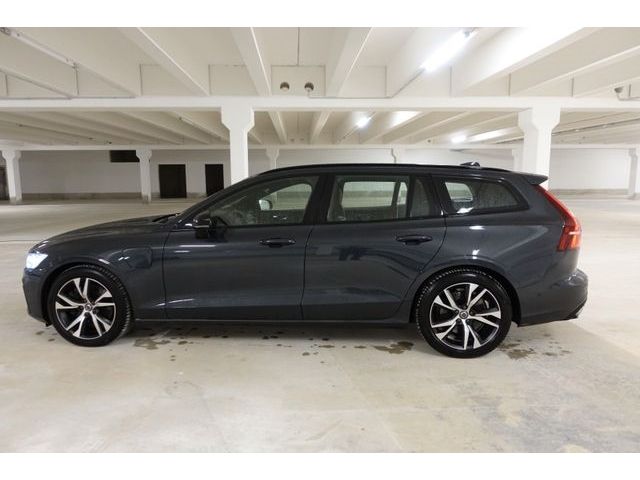 Volvo  T6 PHEV AWD R-Design HUD PGSD ACC 360 STHZG