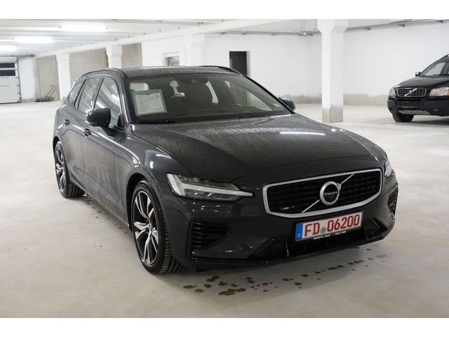 Volvo  T6 PHEV AWD R-Design HUD PGSD ACC 360 STHZG