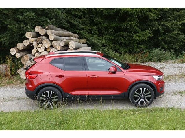 Volvo  D4 AWD Momentum Pro PGSD STHZG Polestar RFK