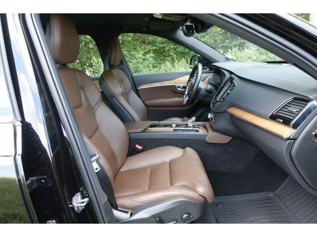 Volvo  B5 AWD Inscription 360 BLIS HUD V-LED H&K