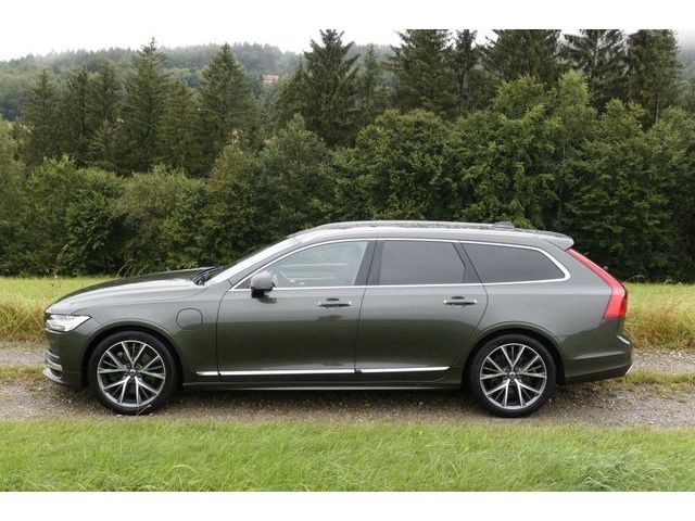 Volvo  T8 AWD Inscription V-LED AHK RFK BLIS ACC