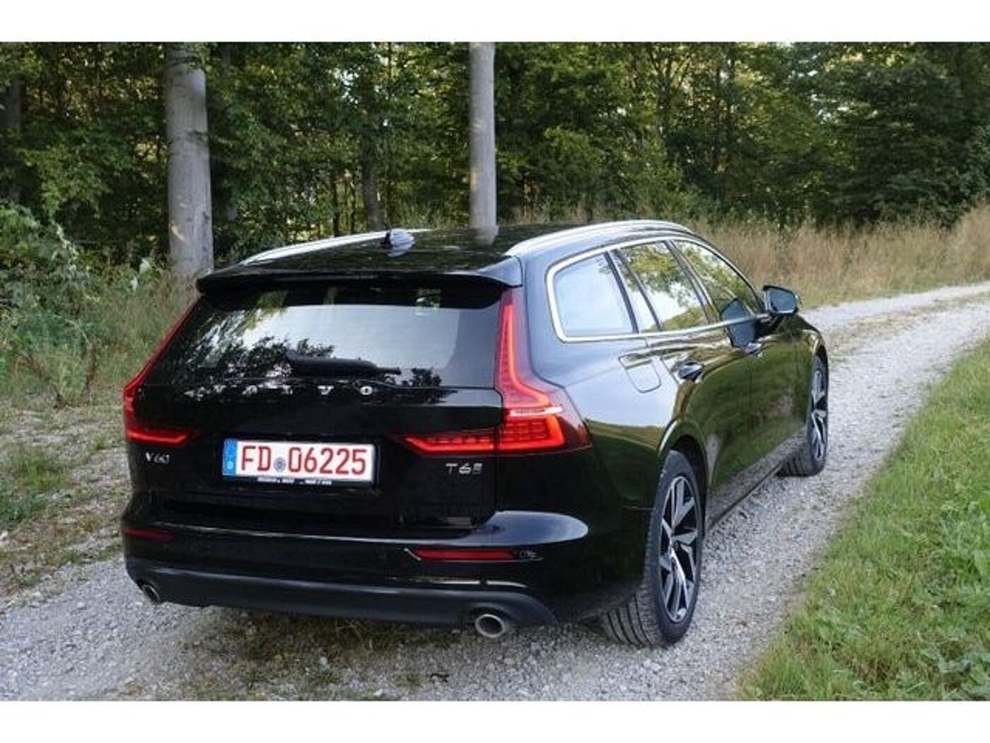 Volvo  T6 AWD Momentum Pro AHK V-LED BLIS RFK PDC