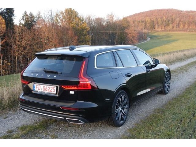 Volvo  T6 AWD Inscription AHK RFK PDC