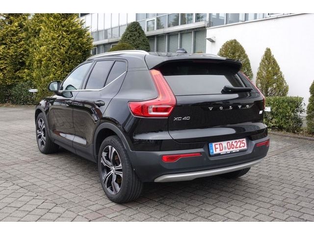 Volvo  T5 Inscription AHK Pano SHZ H&K