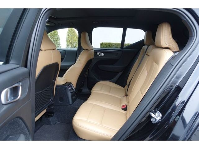 Volvo  T5 Inscription AHK Pano SHZ H&K