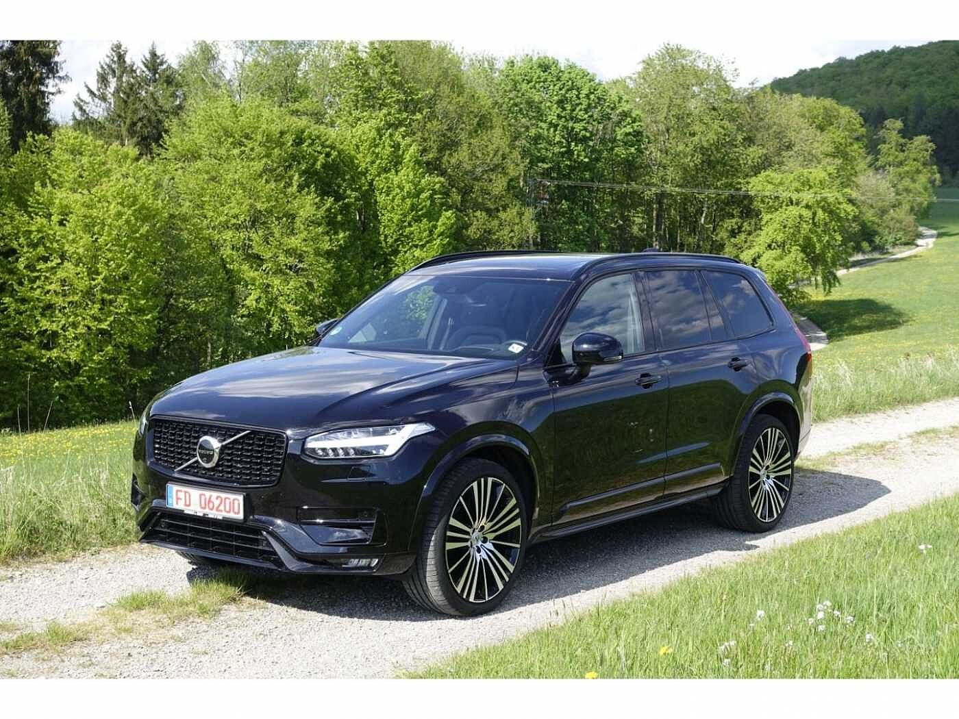 Volvo  R-Design B6 AWD AHK*PGSD*STHZG*HUD*4-C*360*