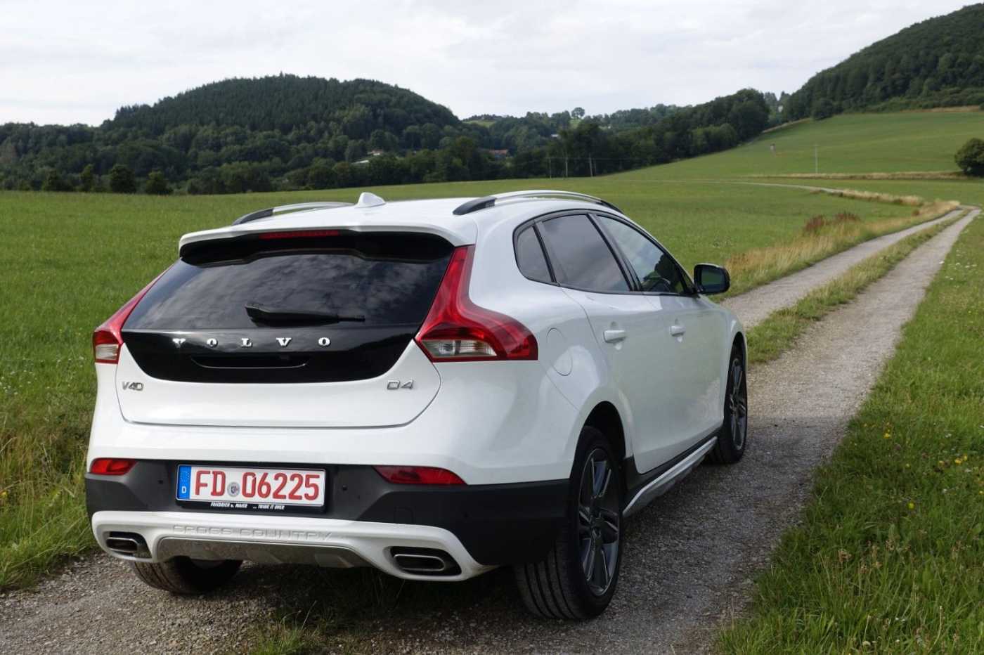 Volvo  Cross Country You! / Design Paket