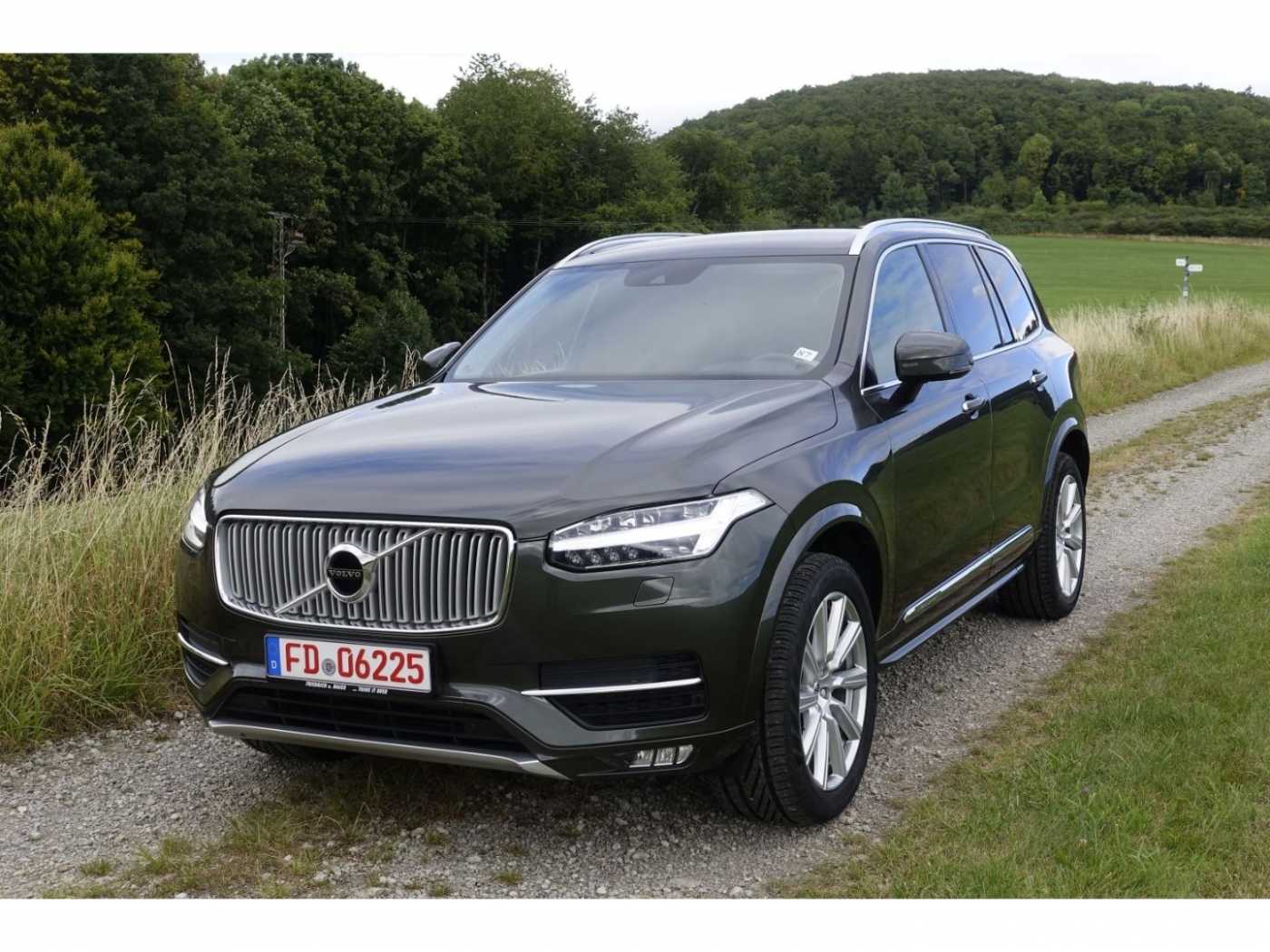 Volvo  D5 AWD Inscription Geartr.  / AHK / STHZ /