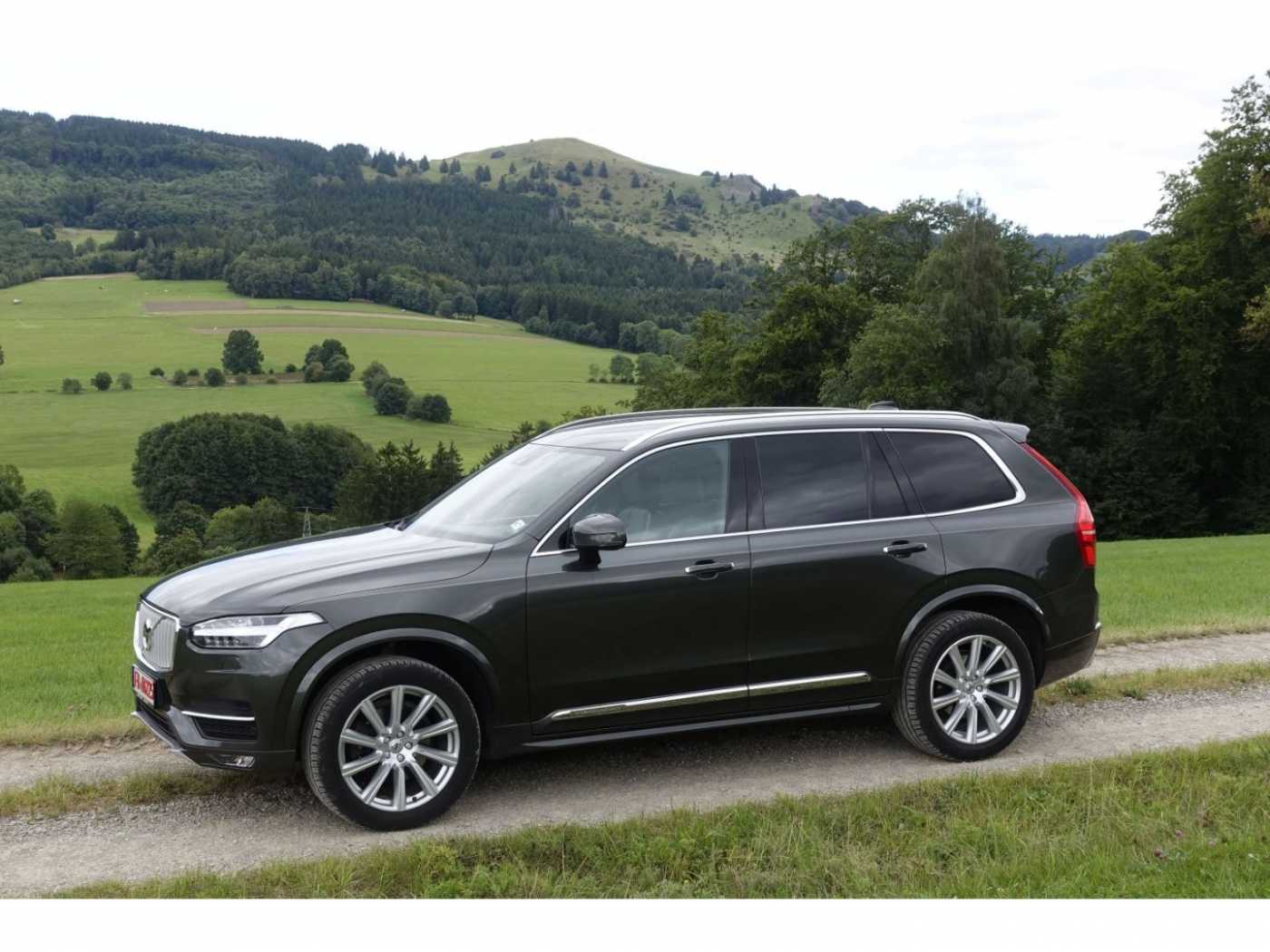 Volvo  D5 AWD Inscription Geartr.  / AHK / STHZ /