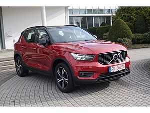 Volvo  D3 AWD R-Design AHK PGSD RFK elektr. Sitze