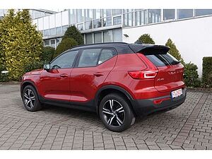 Volvo  D3 AWD R-Design AHK PGSD RFK elektr. Sitze