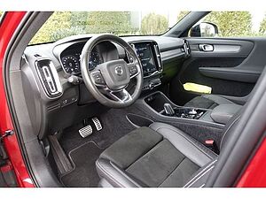 Volvo  D3 AWD R-Design AHK PGSD RFK elektr. Sitze