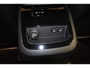 Volvo  T6 PHEV AWD R-Design HUD PGSD ACC 360 STHZG