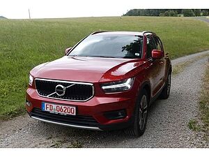Volvo  D4 AWD Momentum Pro PGSD STHZG Polestar RFK