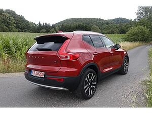 Volvo  D4 AWD Momentum Pro PGSD STHZG Polestar RFK