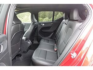 Volvo  D4 AWD Momentum Pro PGSD STHZG Polestar RFK