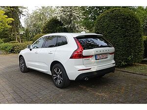 Volvo  D4 Geartr. Momentum Pro V-LED RFK NAVI