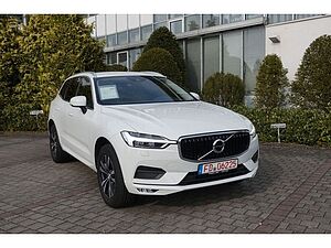 Volvo  D4 Geartr. Momentum Pro V-LED RFK NAVI