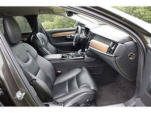 Volvo  T8 AWD Inscription V-LED AHK RFK BLIS ACC