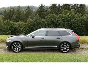Volvo  T8 AWD Inscription V-LED AHK RFK BLIS ACC