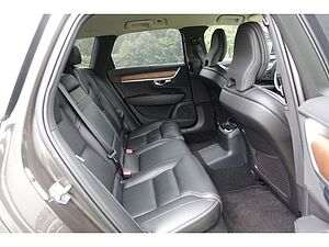 Volvo  T8 AWD Inscription V-LED AHK RFK BLIS ACC