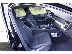 Volvo  T6 AWD Momentum Pro AHK V-LED BLIS RFK PDC