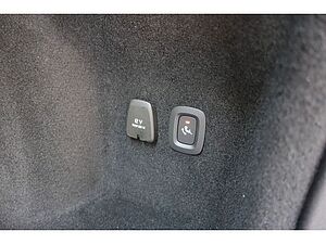 Volvo  T6 AWD Momentum Pro AHK V-LED BLIS RFK PDC