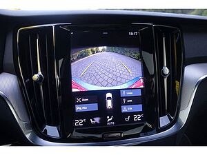 Volvo  B5 R-Design VLED ACC BLIS STHZG AHK RKF PGSD