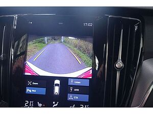 Volvo  T6 PHEV AWD R-Design HUD AHK PANO RFK