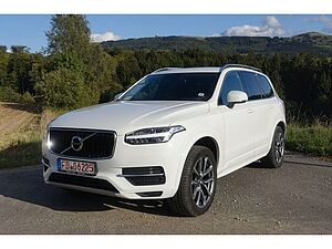 Volvo  D5 AWD Momentum AHK RFK STHZ BLIS PDC