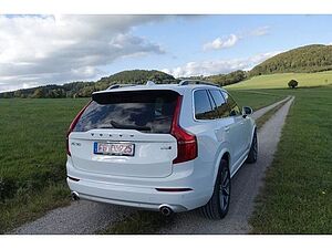 Volvo  D5 AWD Momentum AHK RFK STHZ BLIS PDC