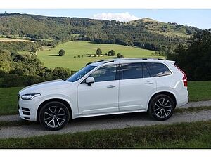 Volvo  D5 AWD Momentum AHK RFK STHZ BLIS PDC