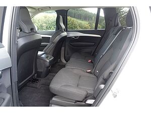 Volvo  D5 AWD Momentum AHK RFK STHZ BLIS PDC