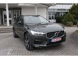 Volvo  B5 AWD R-Design HUD PGSD ACC BLIS RFK AHK