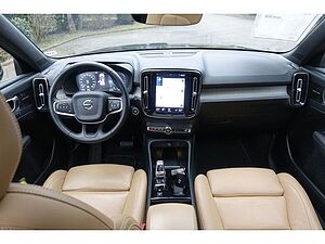 Volvo  T5 Inscription AHK Pano SHZ H&K