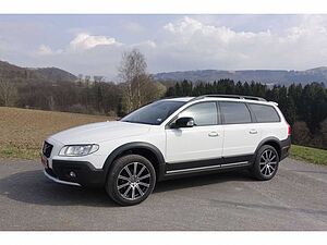 Volvo  Linje Svart AWD D4 DPF    AHK /Schiebe-/ He