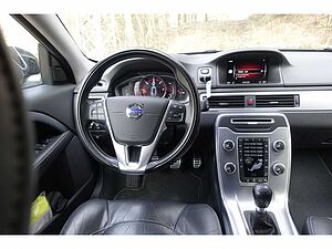 Volvo  Linje Svart AWD D4 DPF    AHK /Schiebe-/ He