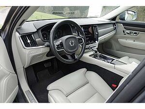 Volvo  Cross Country Pro AWD T5 AHK / Pano/ Rückfah